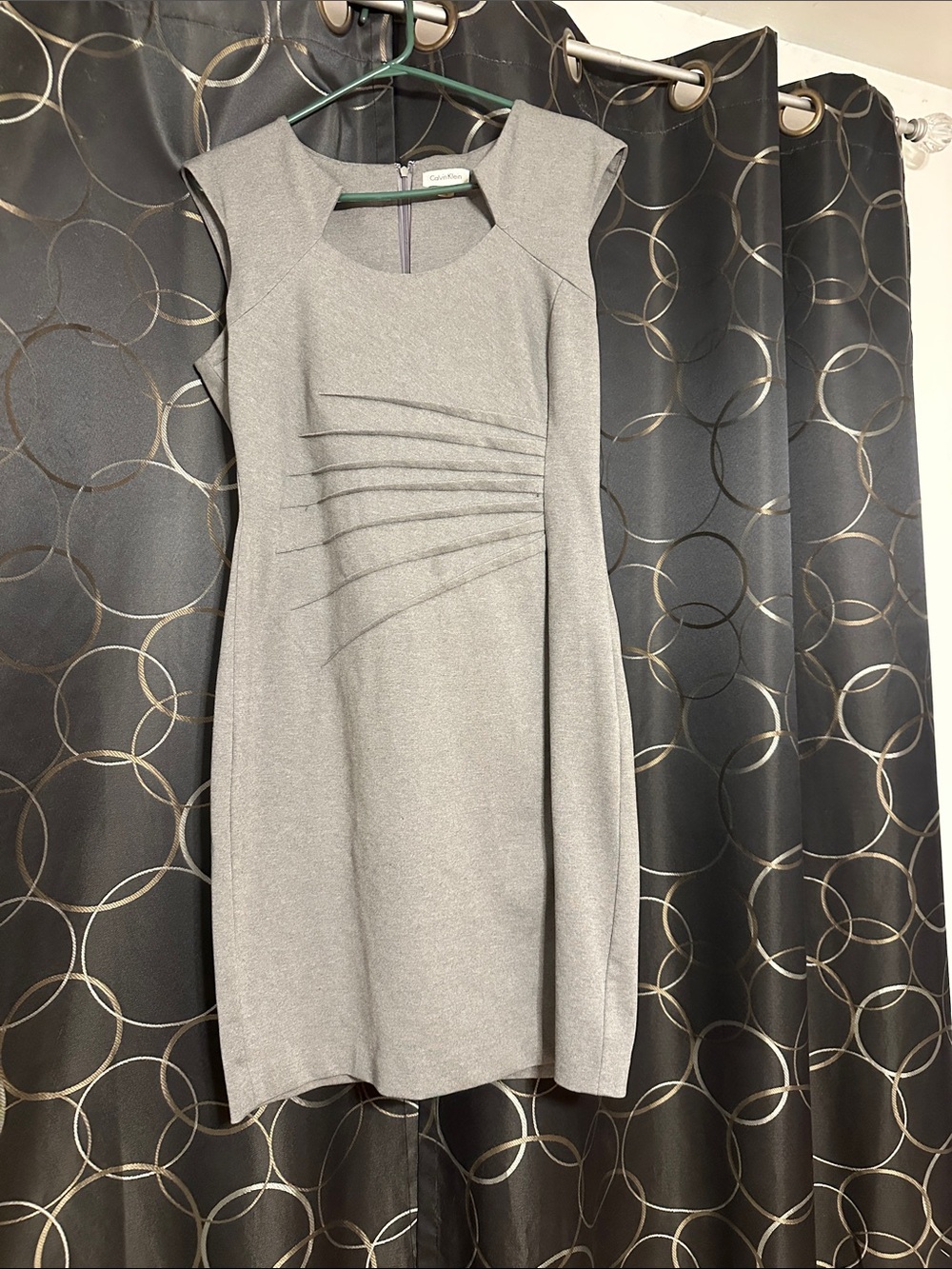 Calvin Klein Silver-Gray Cap Sleeve Pleated Sheath Dress